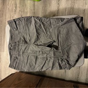 Lane Bryan dress capris